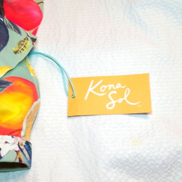 NWT RUFFLE STRAP ADJUSTABLE REMOVABLE PADS TIE BACK SWIMSUIT BRA TOP BIKINI SWIM - Picture 3 of 7